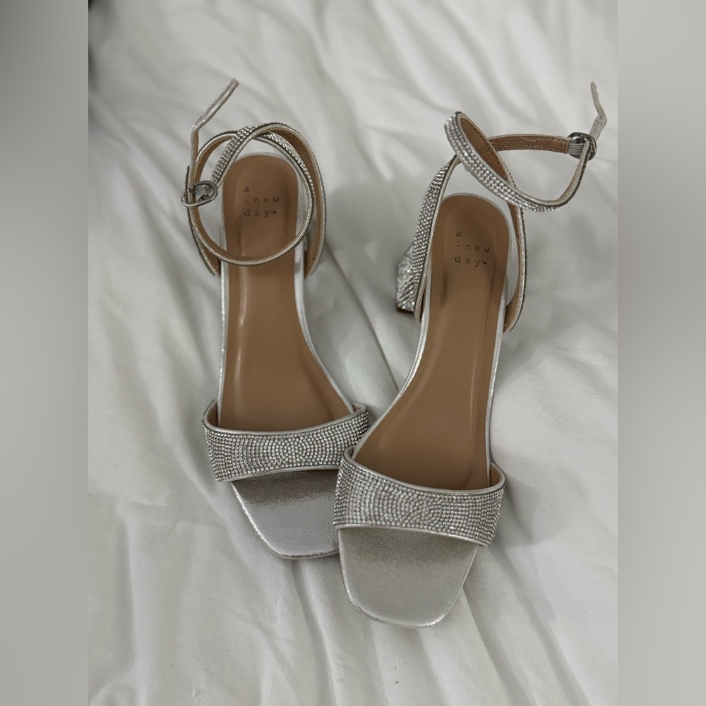 A New Day Silver Heeled Shoes with Elegant Design